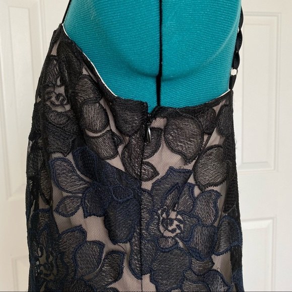 Express Black Embroidered Floral Mini Dress Womens Size Medium Tan Lining - Picture 5 of 16